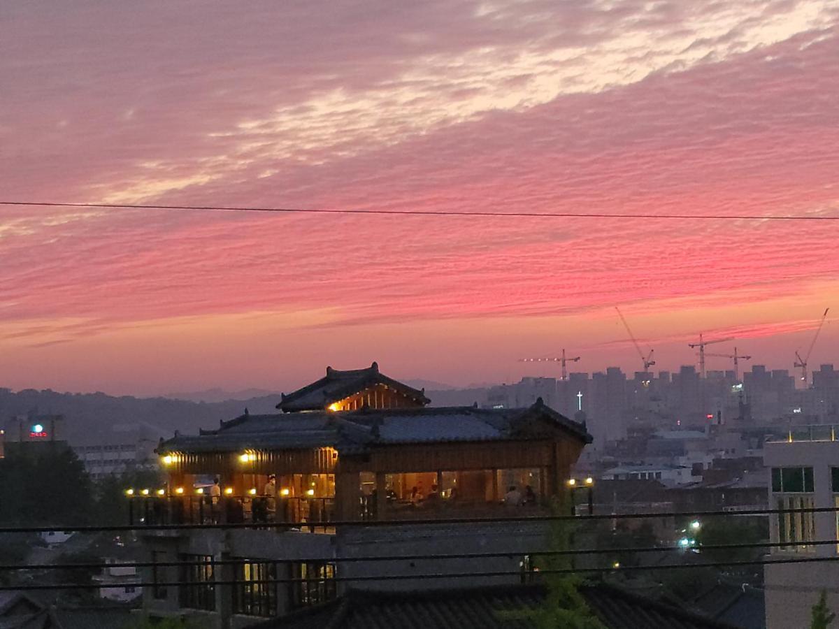 Jeongga Hanok Jeonju Zewnętrze zdjęcie